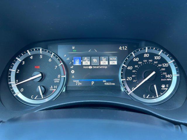 used 2022 Toyota Highlander car, priced at $34,888