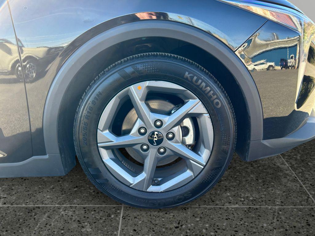 used 2025 Kia K4 car, priced at $21,510