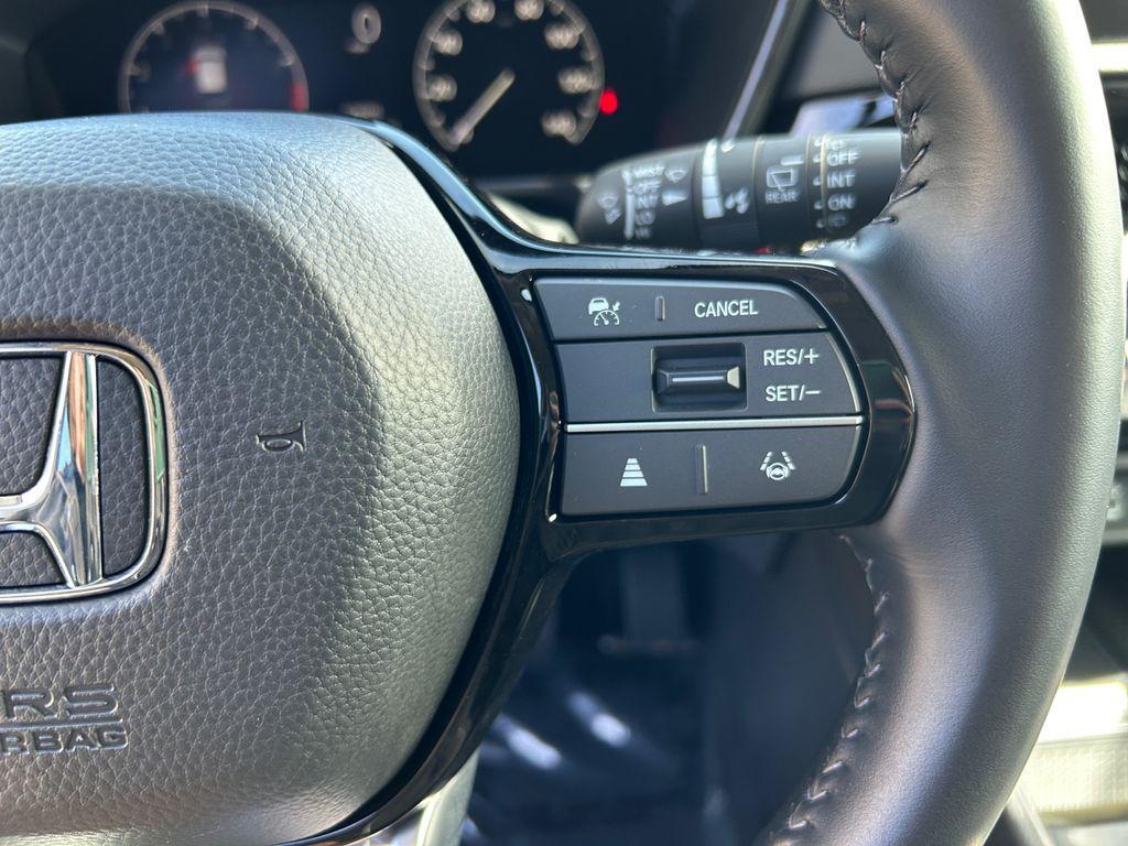 used 2025 Honda CR-V car, priced at $37,289