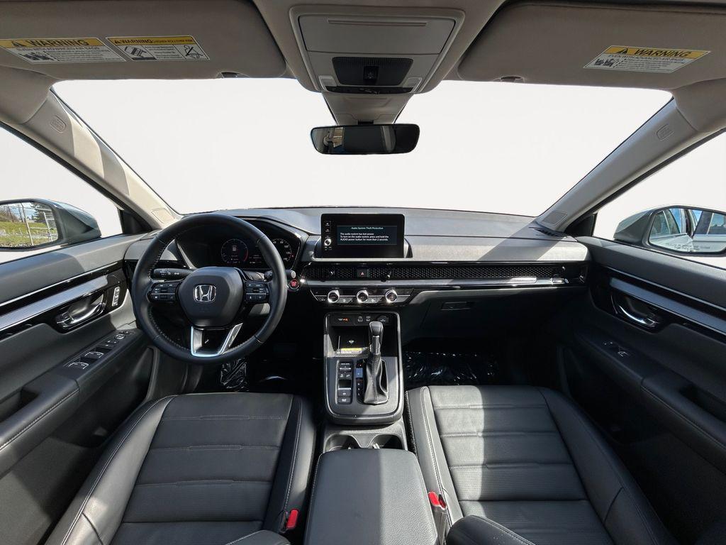 used 2025 Honda CR-V car, priced at $37,289