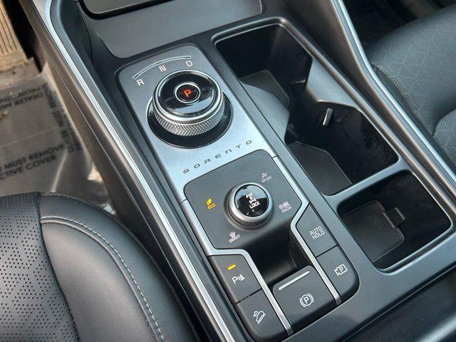used 2023 Kia Sorento Hybrid car, priced at $29,754
