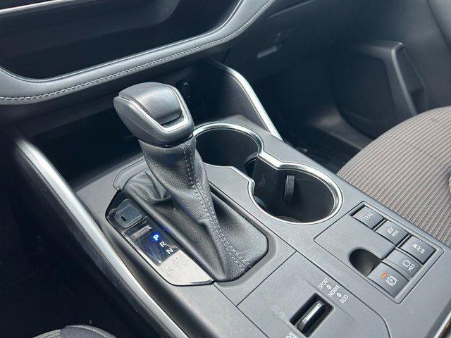 used 2023 Toyota Highlander Hybrid car, priced at $35,549