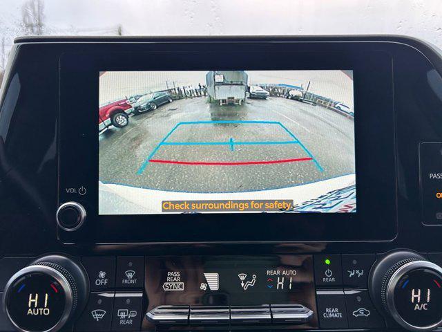 used 2023 Toyota Highlander Hybrid car, priced at $35,549