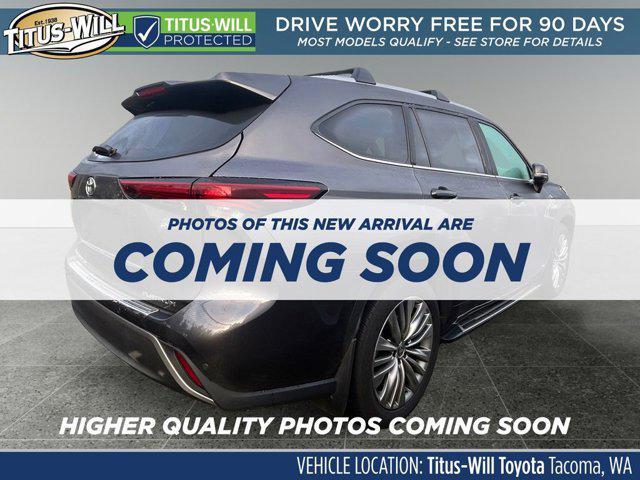 used 2024 Toyota Highlander Hybrid car, priced at $54,999
