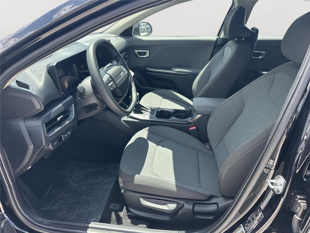 new 2025 Kia K4 car, priced at $21,706