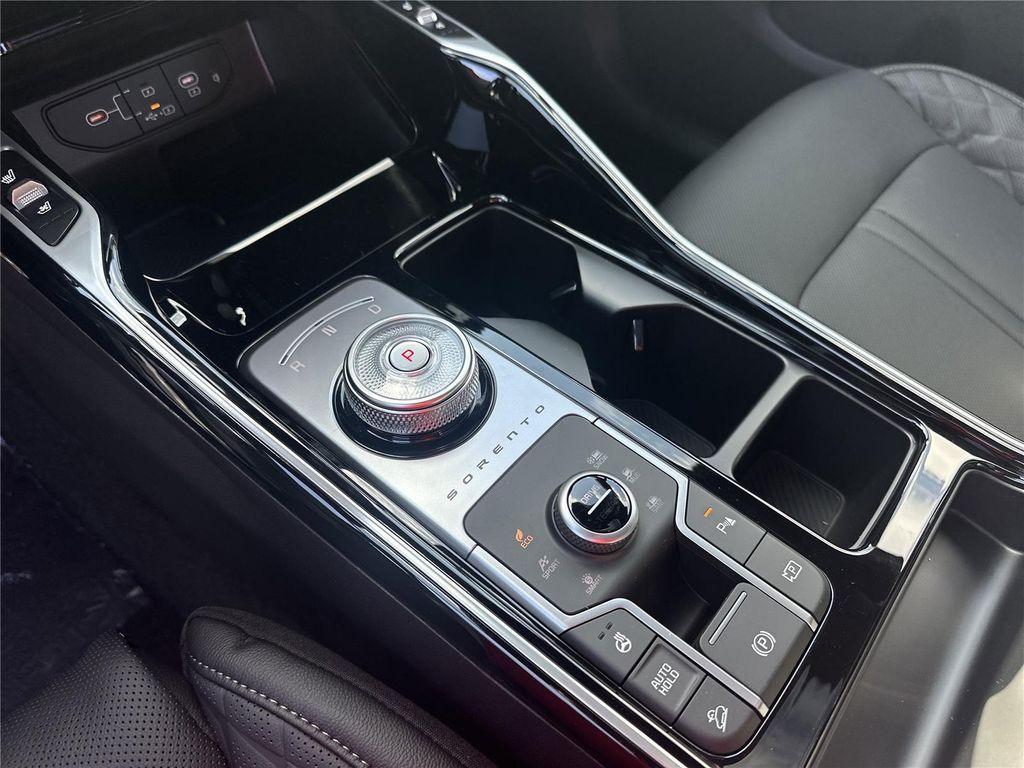 new 2026 Kia Sorento Hybrid car, priced at $47,330