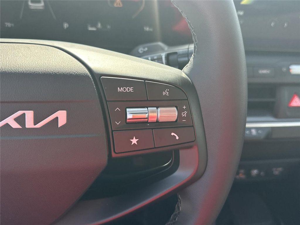 new 2025 Kia K4 car, priced at $24,995