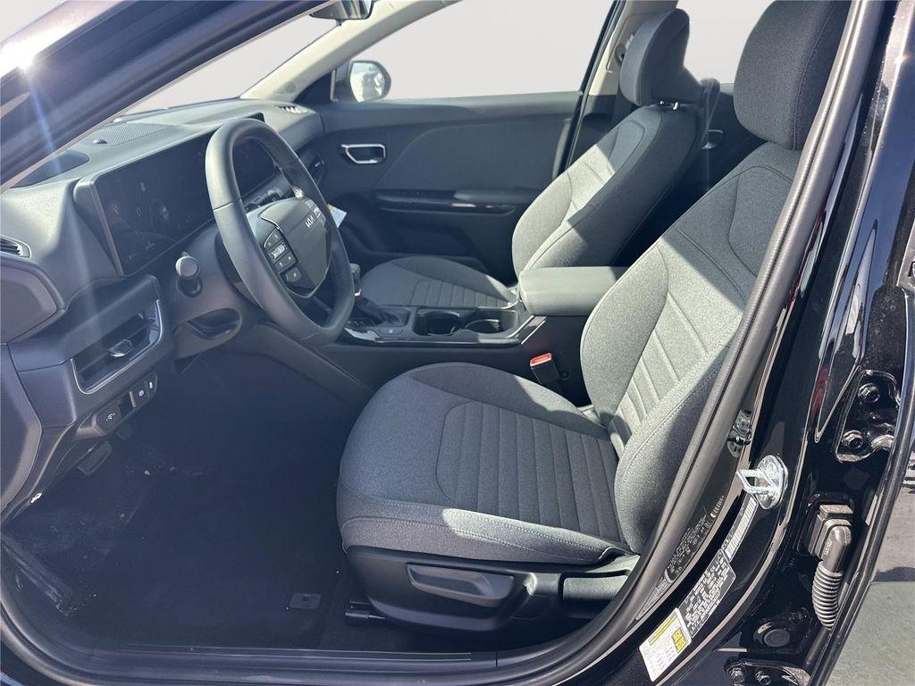 new 2025 Kia K4 car, priced at $24,995