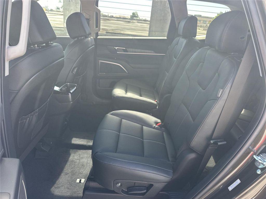new 2025 Kia Telluride car, priced at $42,593