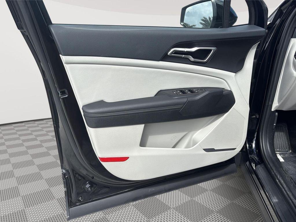 new 2026 Kia Sportage car, priced at $31,171