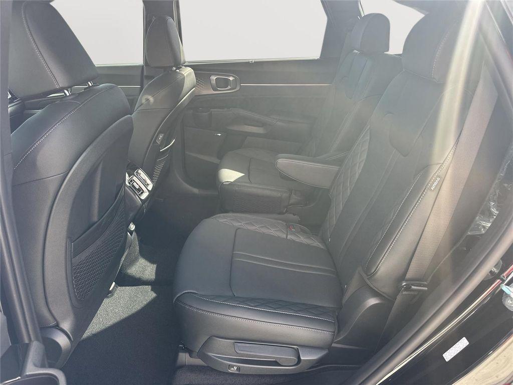 new 2026 Kia Sorento Hybrid car, priced at $47,525