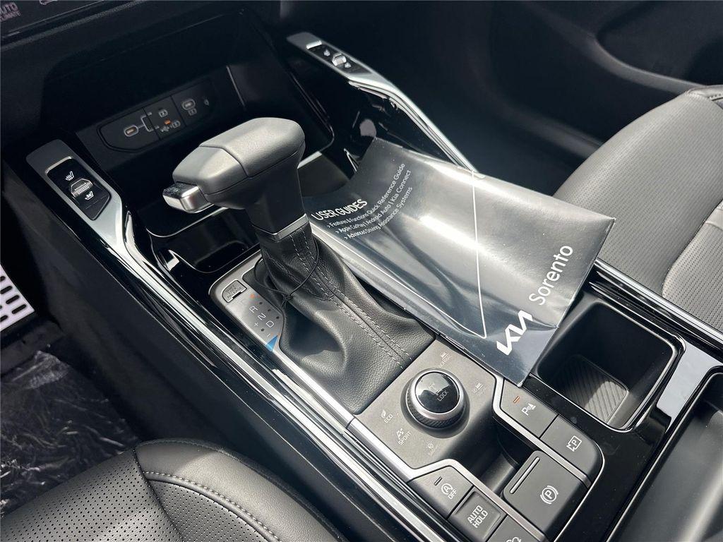 new 2025 Kia Sorento car, priced at $42,003