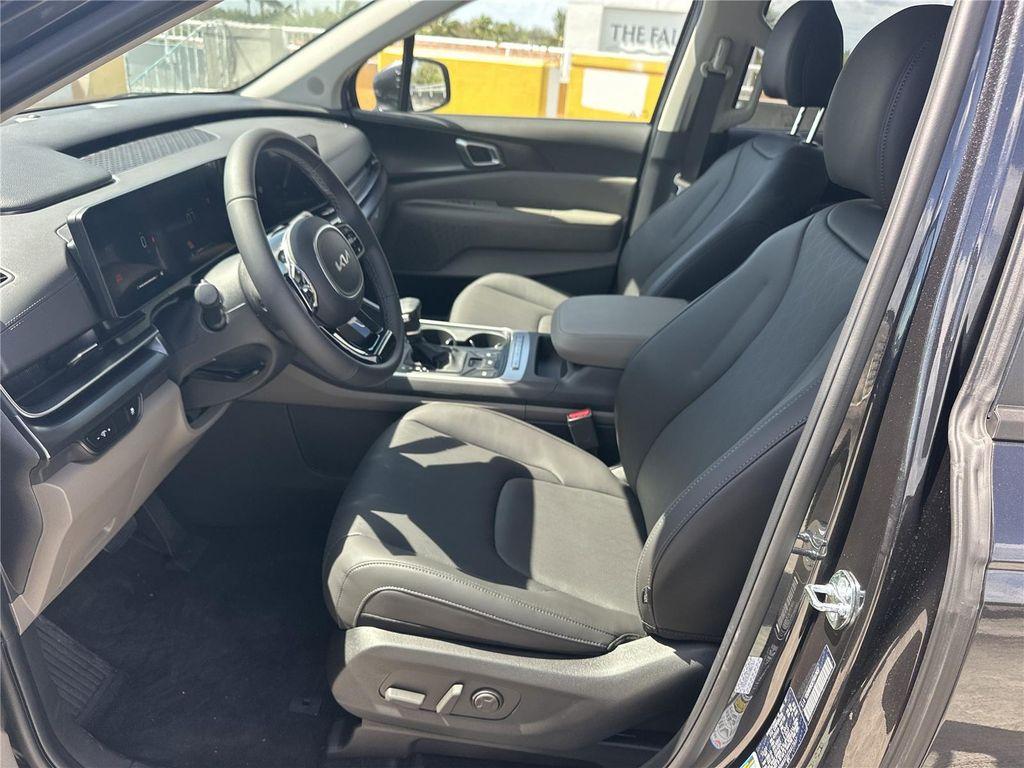 new 2026 Kia Carnival car, priced at $42,465