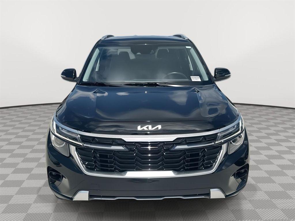 used 2025 Kia Seltos car, priced at $23,714