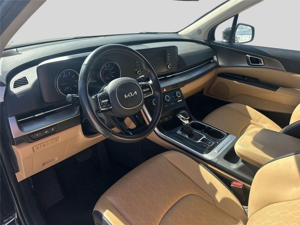 used 2024 Kia Carnival car, priced at $31,685