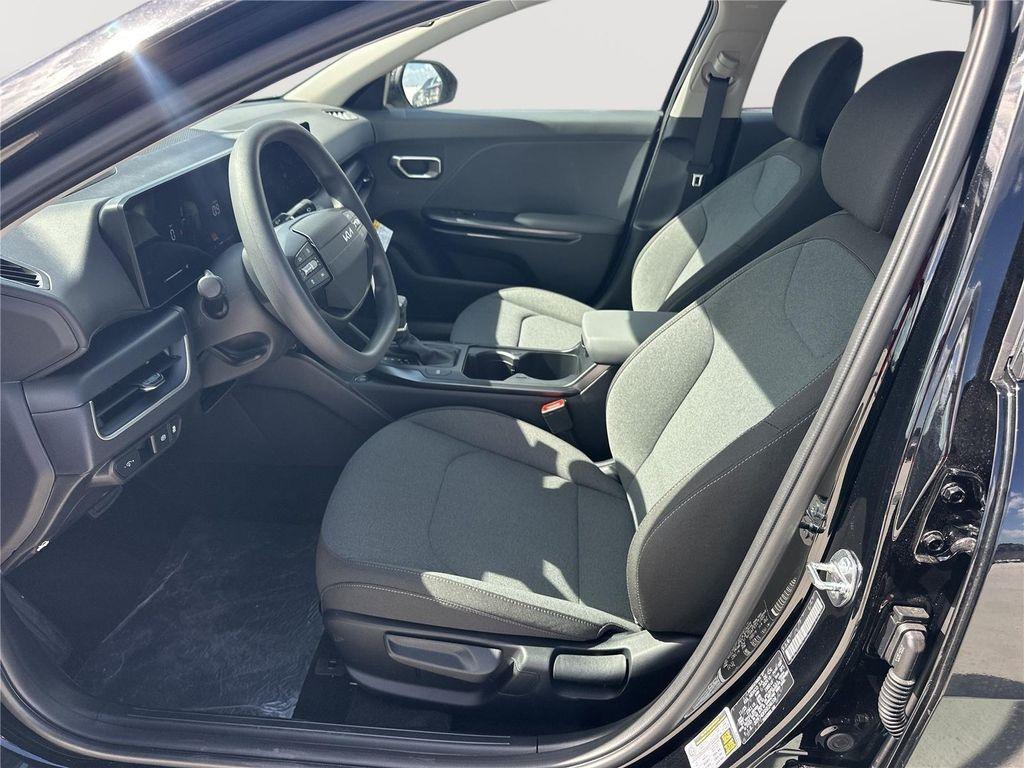 new 2025 Kia K4 car, priced at $22,908