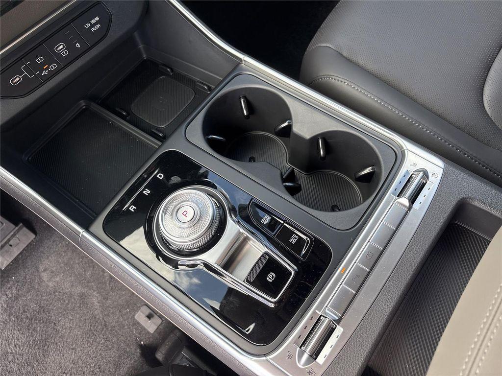 new 2026 Kia Carnival Hybrid car, priced at $48,307