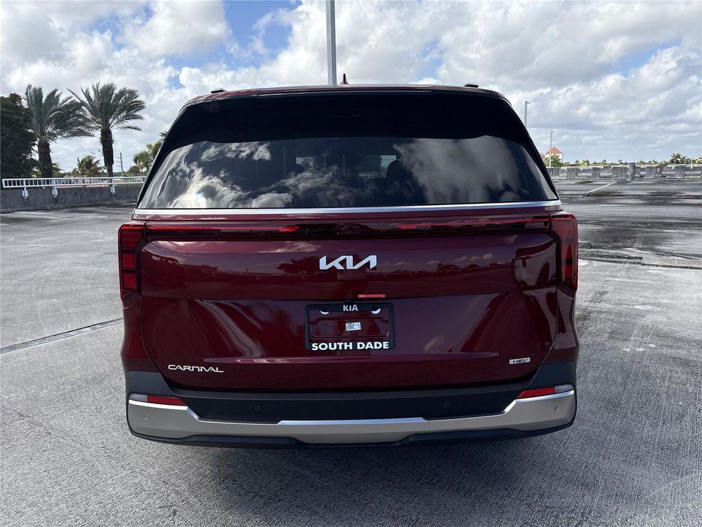 new 2026 Kia Carnival Hybrid car, priced at $48,307