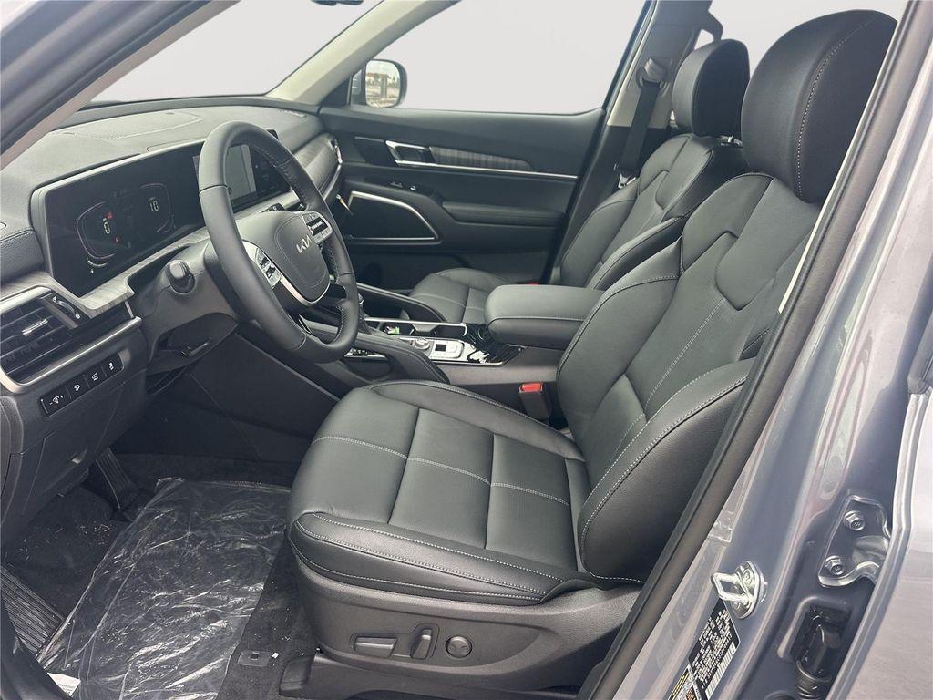 new 2025 Kia Telluride car, priced at $41,210