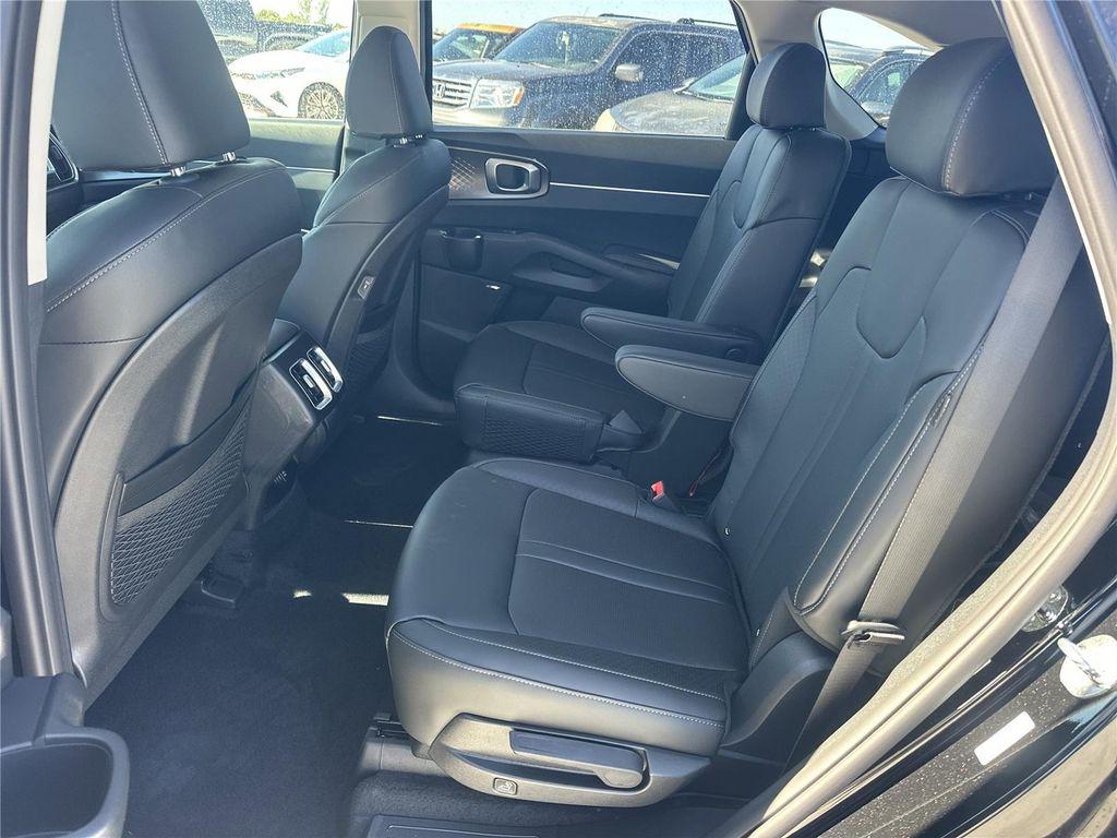 new 2026 Kia Sorento Hybrid car, priced at $41,293