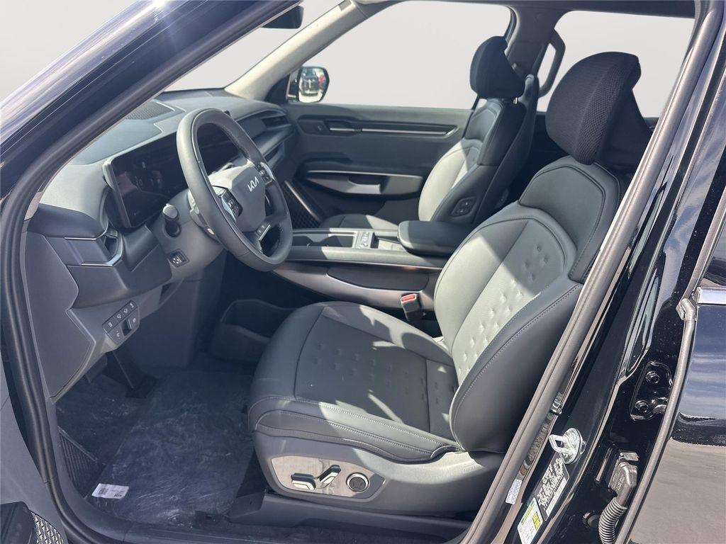 new 2026 Kia EV9 car, priced at $63,773