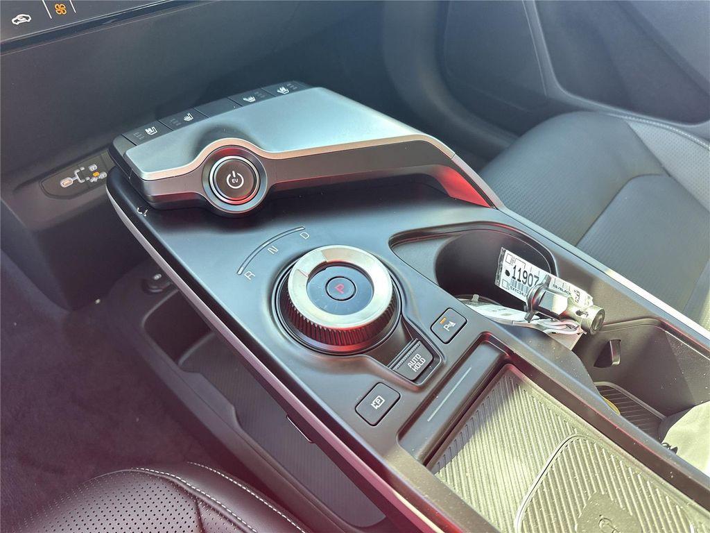 new 2025 Kia EV6 car, priced at $51,048