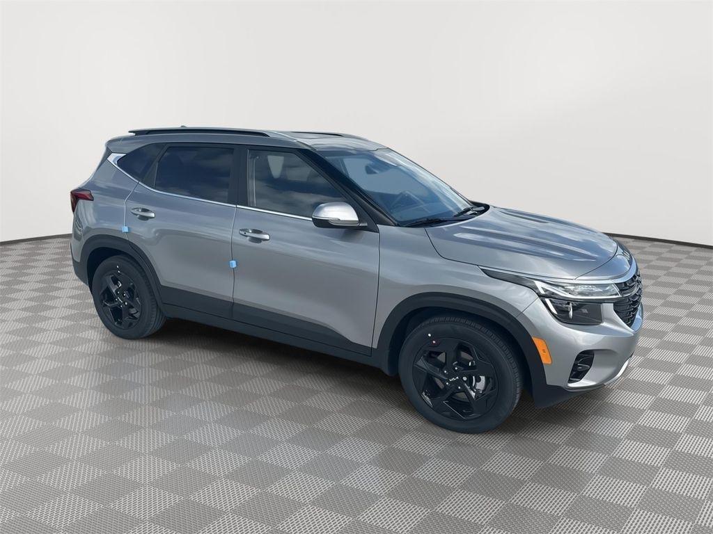 new 2026 Kia Seltos car, priced at $29,405