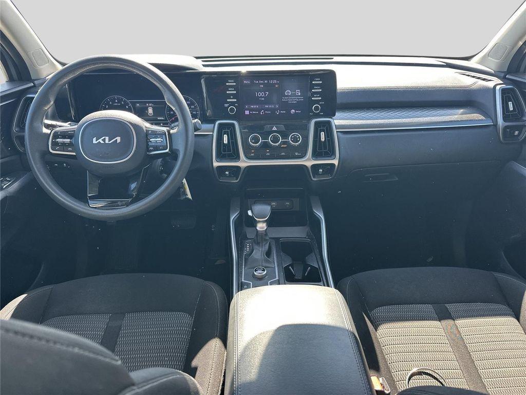 used 2022 Kia Sorento car, priced at $19,545