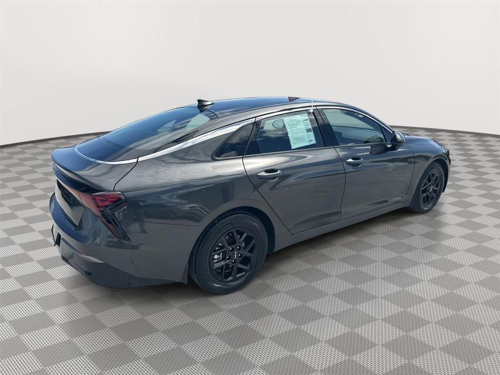 used 2025 Kia K5 car, priced at $23,085