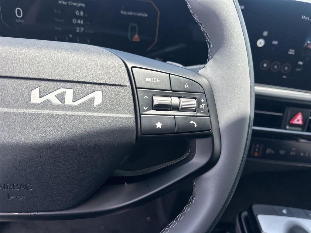 new 2025 Kia EV6 car, priced at $46,676