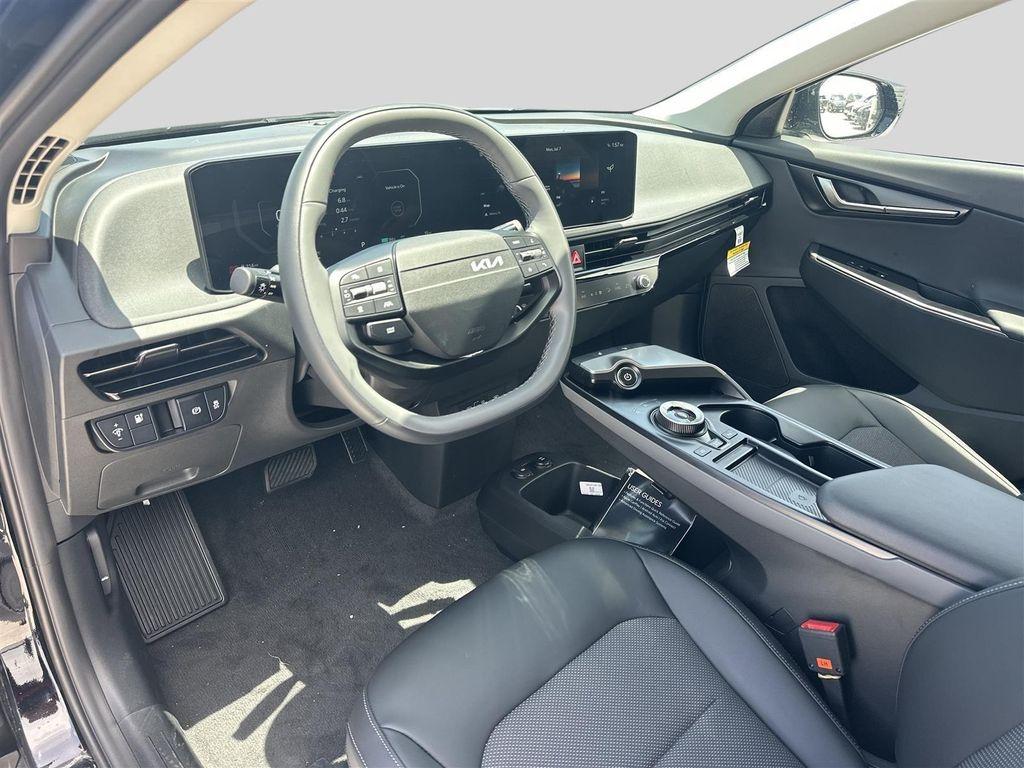 new 2025 Kia EV6 car, priced at $46,676