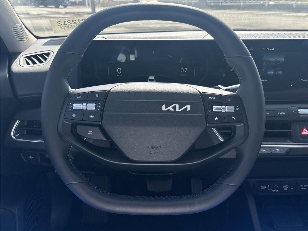 new 2025 Kia K4 car, priced at $24,304