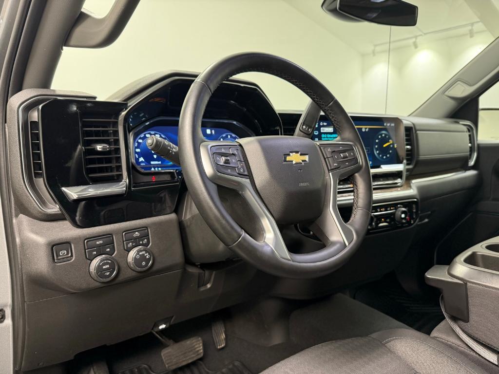 used 2023 Chevrolet Silverado 1500 car, priced at $35,880