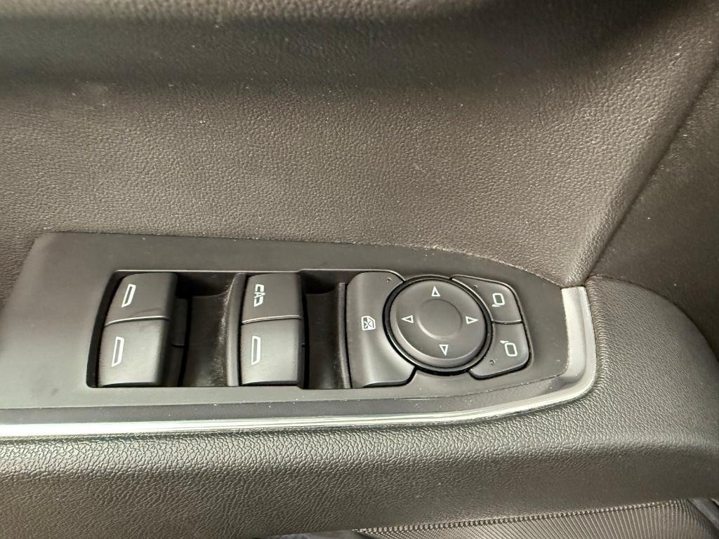 used 2023 Chevrolet Silverado 1500 car, priced at $35,880
