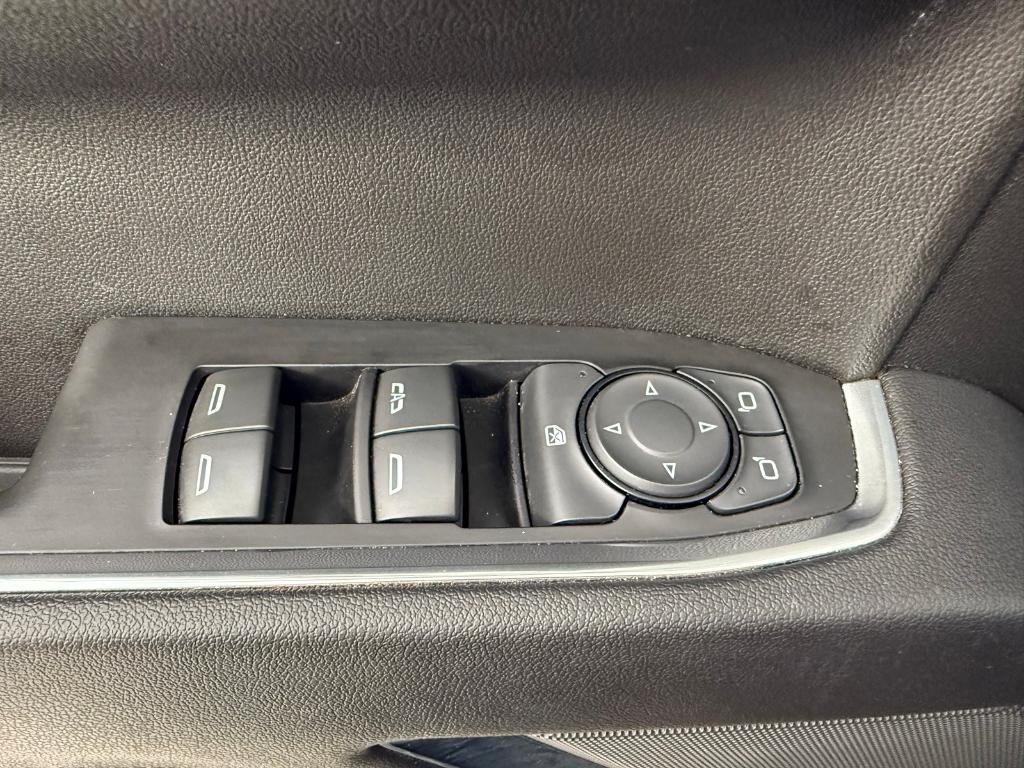 used 2023 Chevrolet Silverado 1500 car, priced at $43,880