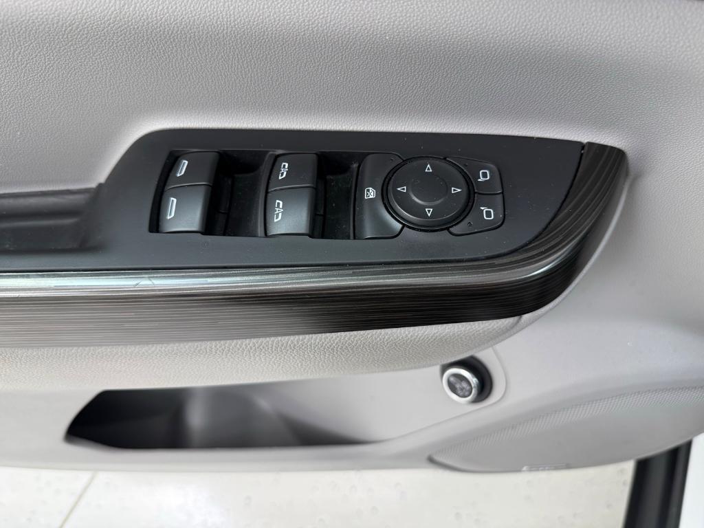 used 2023 GMC Acadia car, priced at $22,750