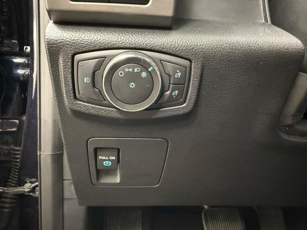 used 2021 Ford Expedition car, priced at $30,316