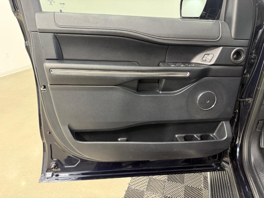 used 2021 Ford Expedition car, priced at $30,316
