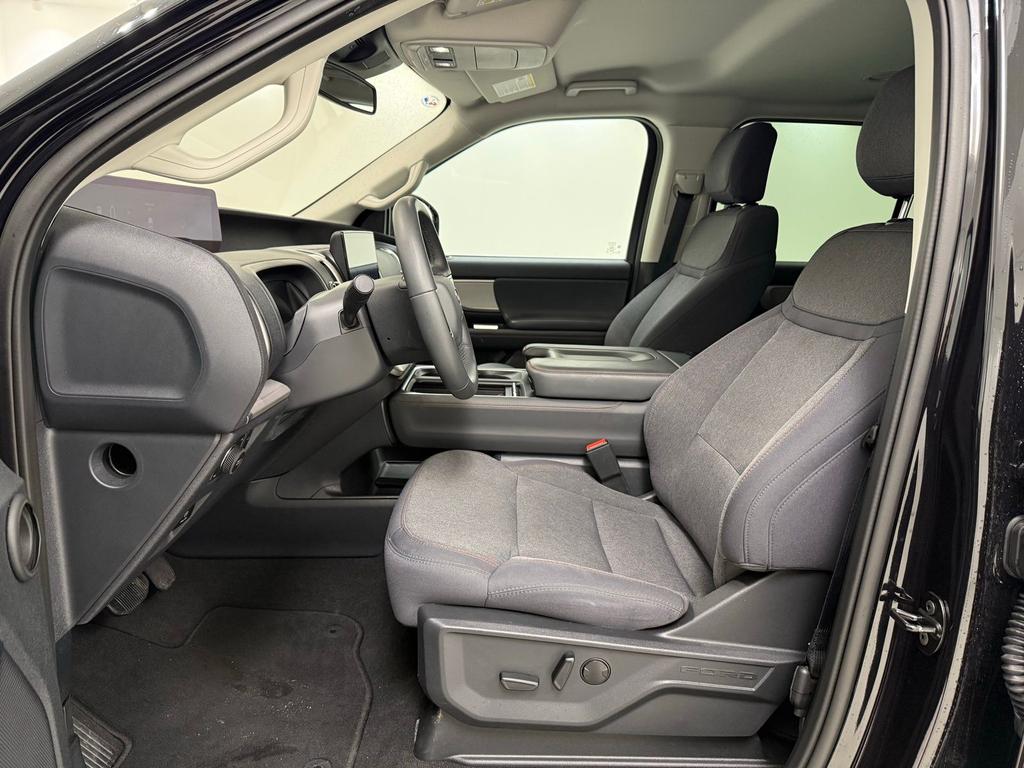 used 2025 Ford Expedition car, priced at $55,880