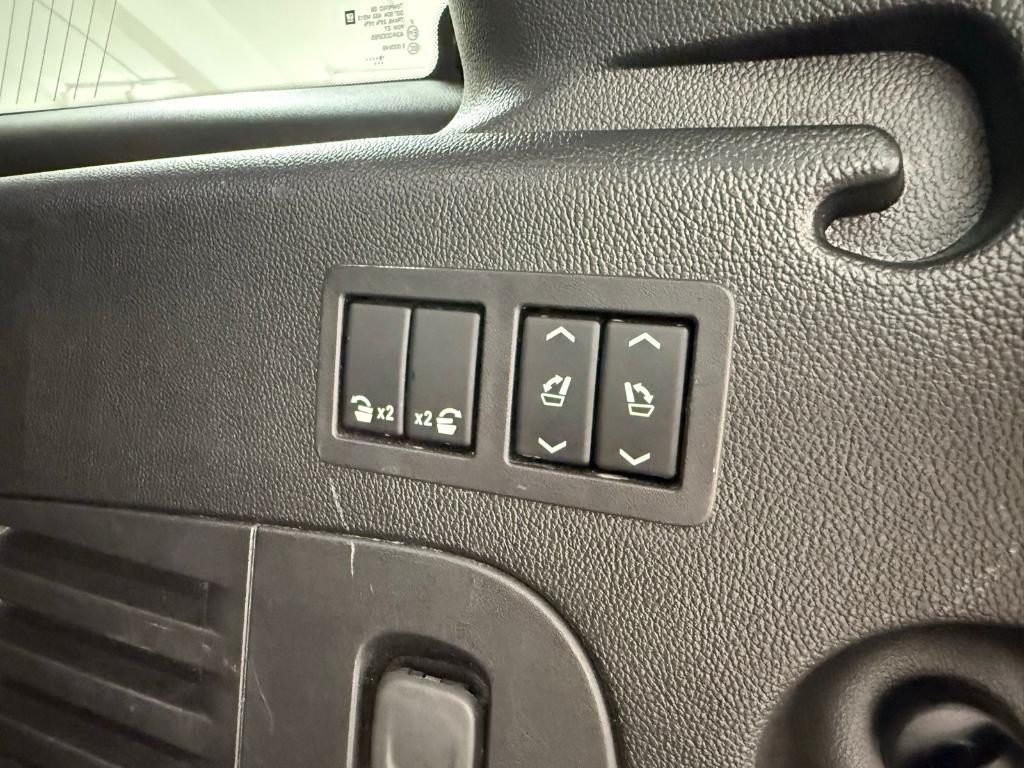 used 2019 Chevrolet Suburban car, priced at $35,880