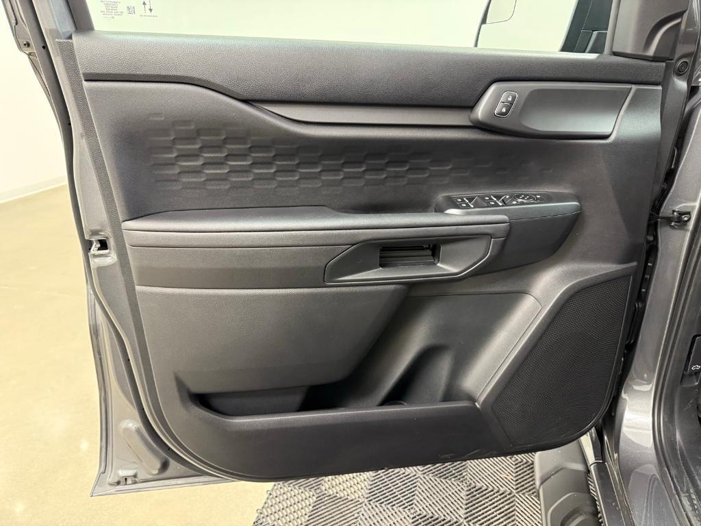 new 2025 Ford Ranger car, priced at $33,708