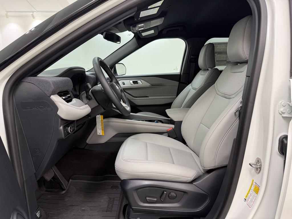 new 2027 Ford Explorer car, priced at $45,290