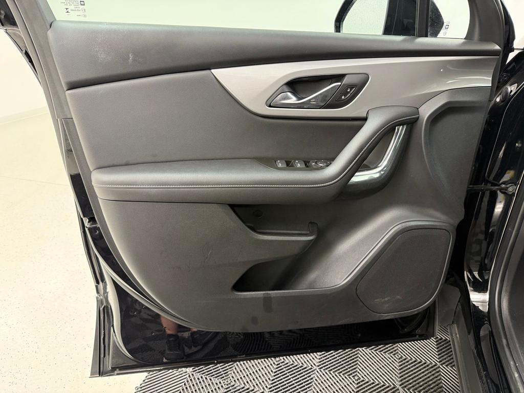 used 2025 Chevrolet Blazer car, priced at $27,730