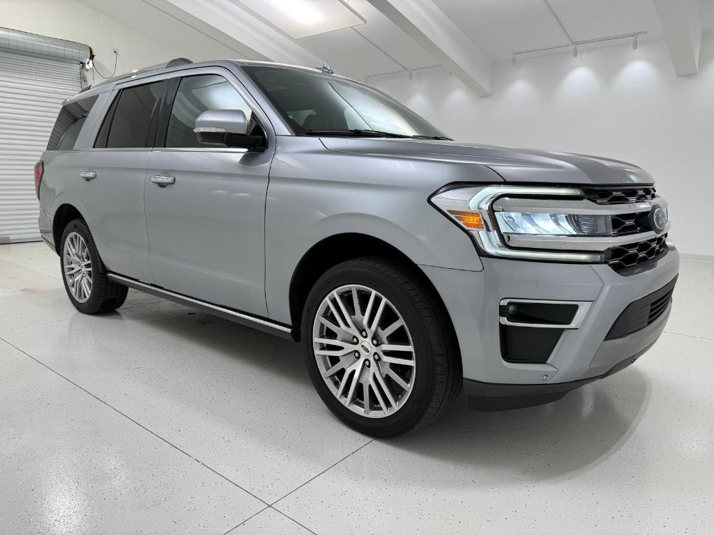 used 2024 Ford Expedition car, priced at $47,880