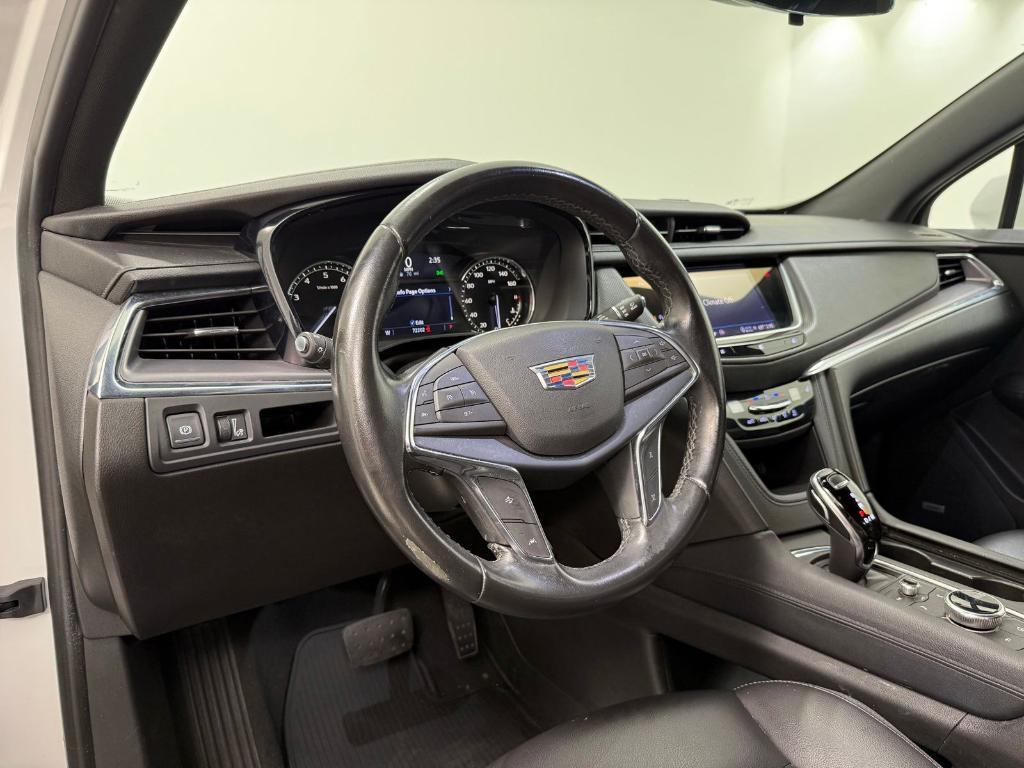 used 2021 Cadillac XT5 car, priced at $20,998