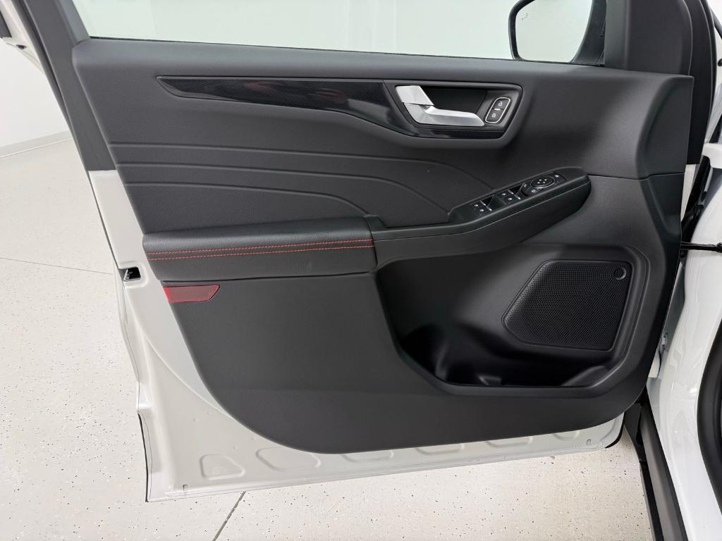 new 2026 Ford Escape car, priced at $32,476