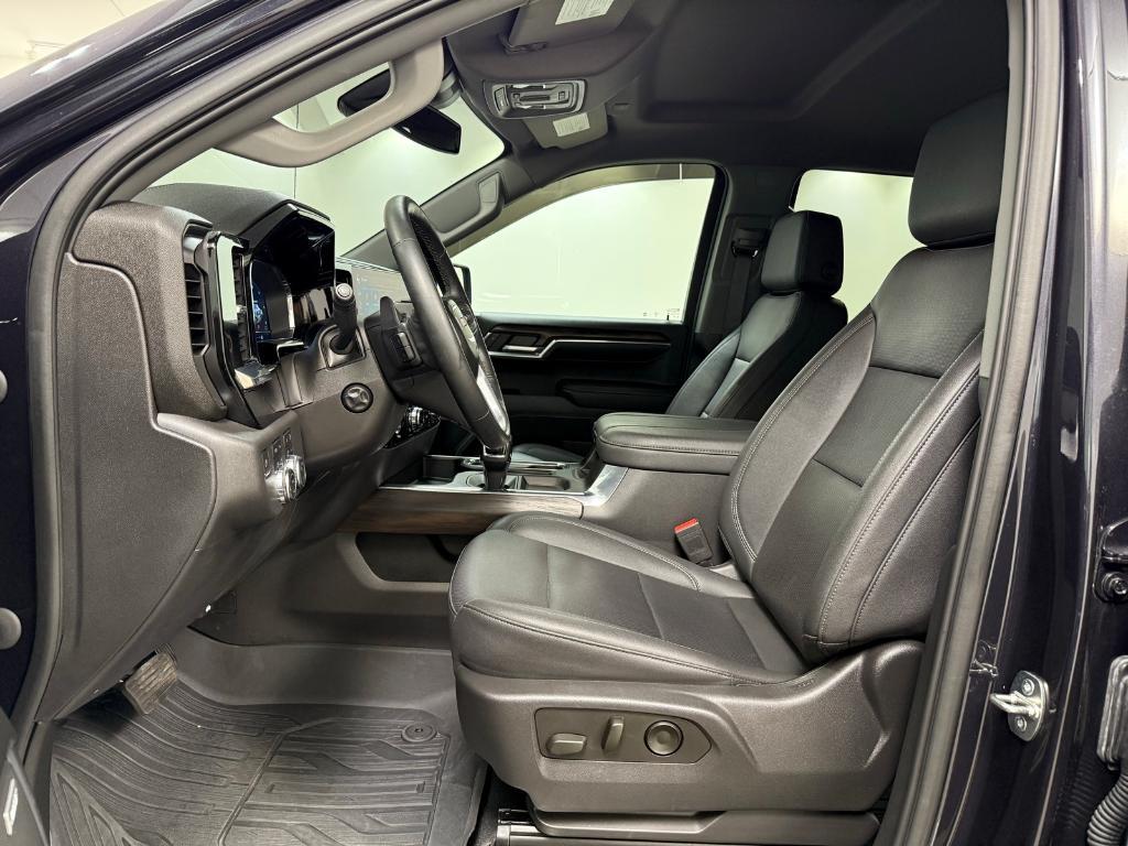 used 2023 GMC Sierra 1500 car, priced at $50,780