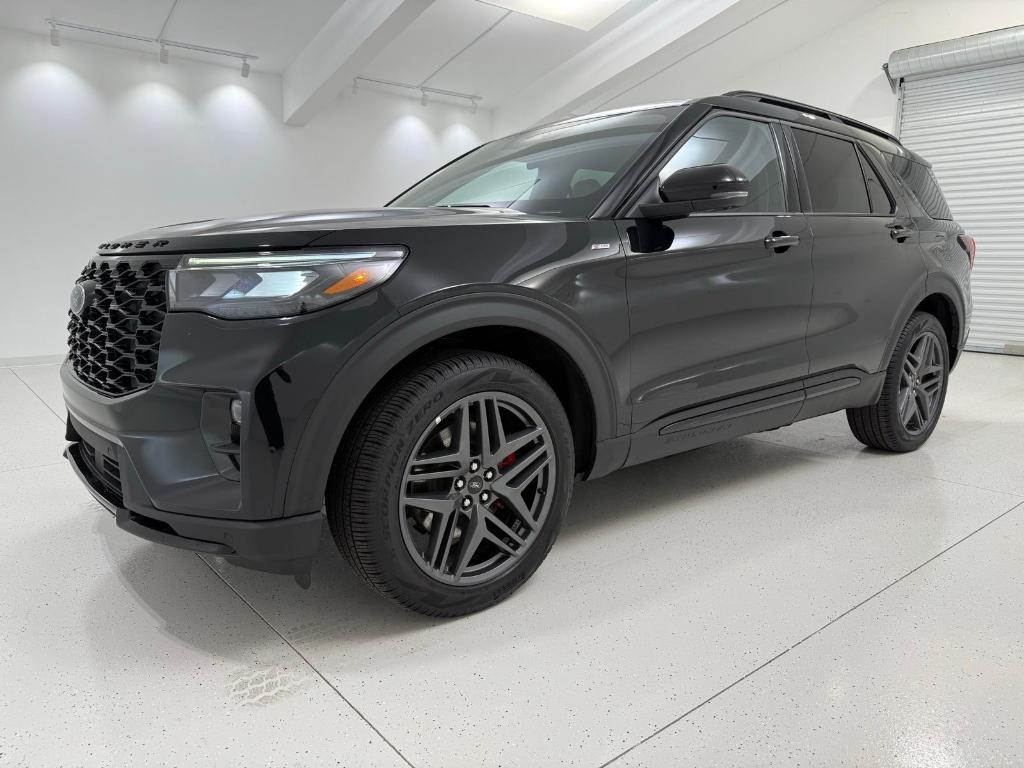 used 2025 Ford Explorer car, priced at $40,980