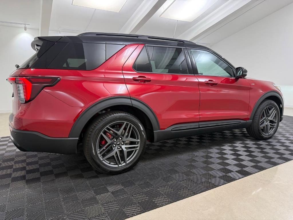 new 2025 Ford Explorer car, priced at $46,751