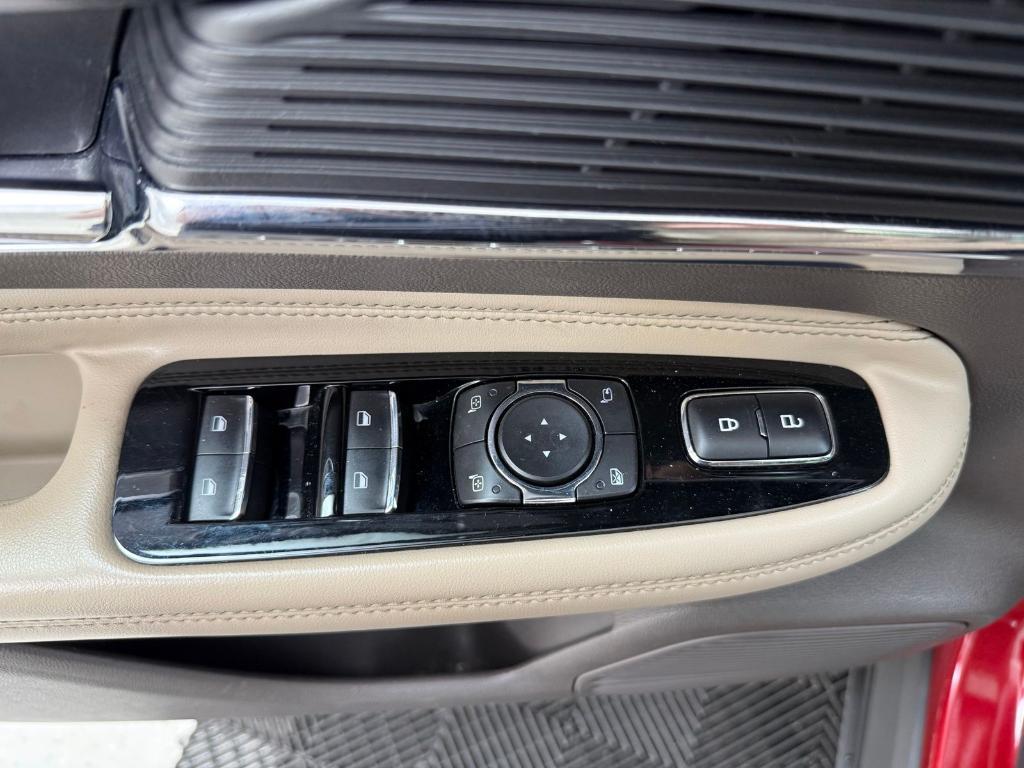 used 2020 Lincoln Corsair car, priced at $21,560